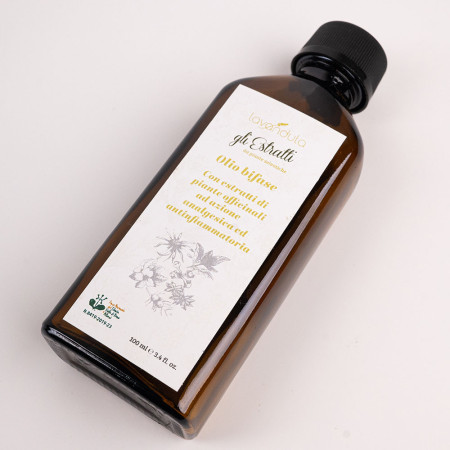 Two-phase oil with extracts with anti-inflammatory and analgesic action